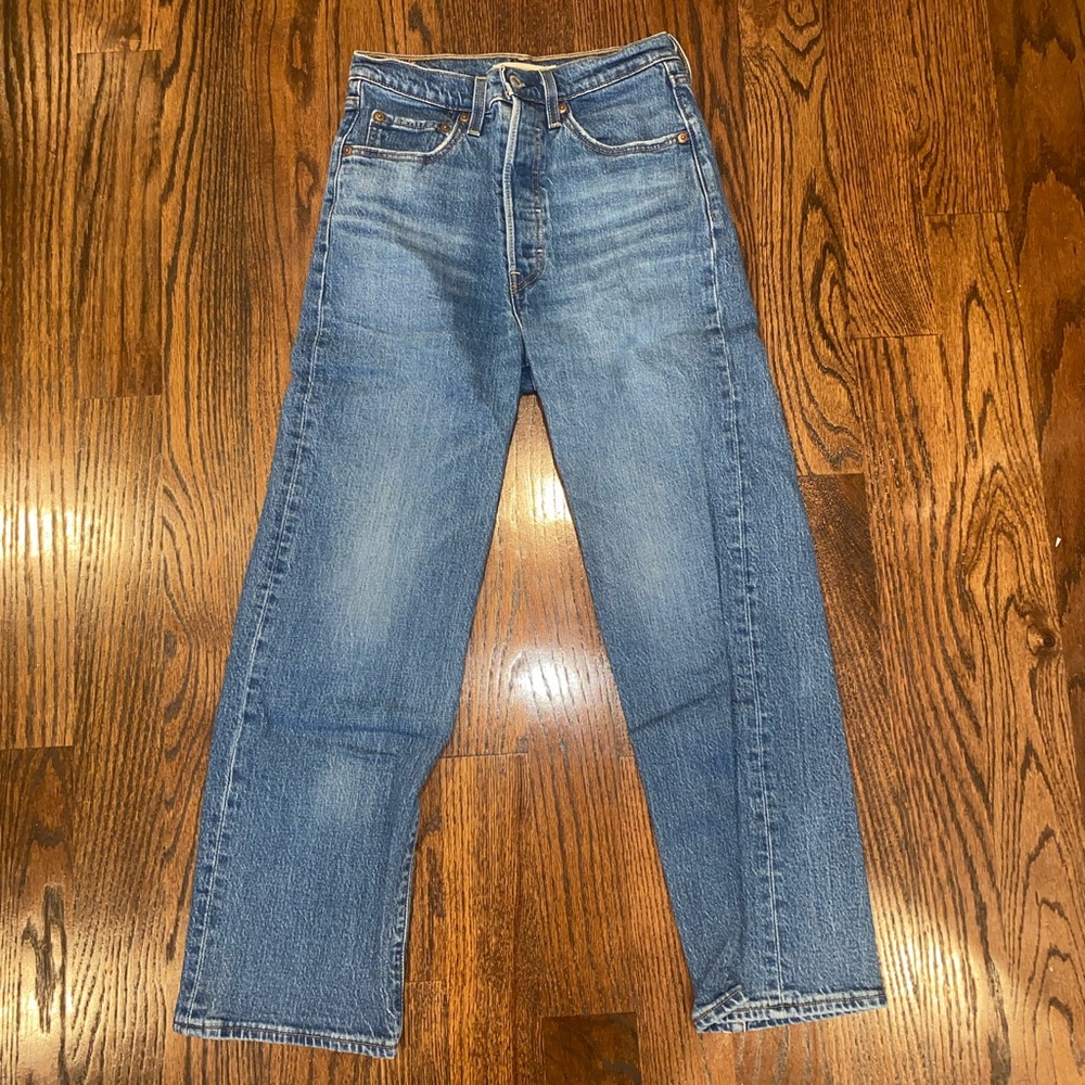 Levi's Ribcage Straight Jeans